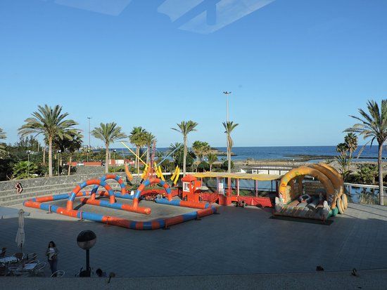 el Centro Comercial Atlántico Fuerteventura